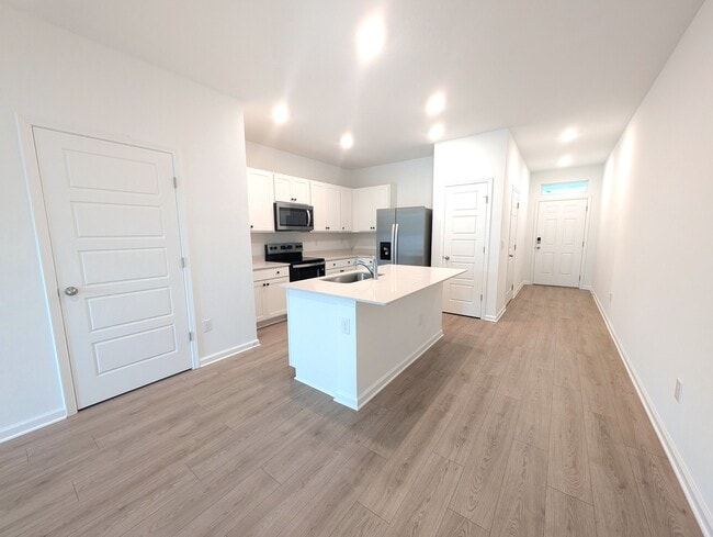 Photo - 5916 Ortega Lake Dr