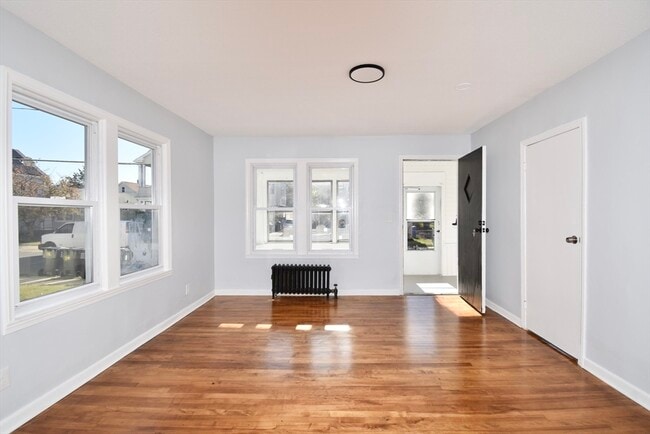 Photo - 46-48-48 Wait St Unit 2