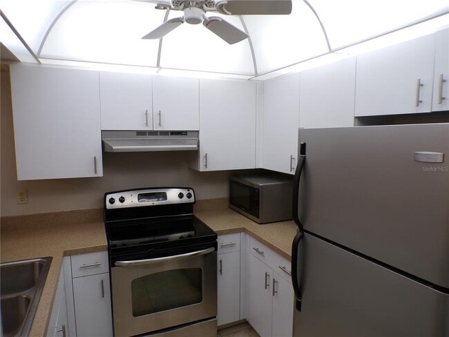 622 Bird Bay Dr S Unit 103