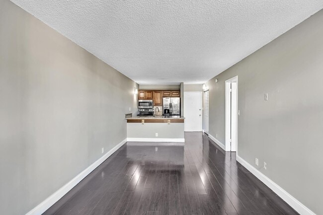 Photo - 2701 Riverside Dr