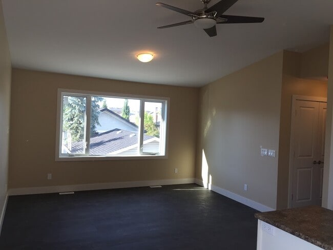 Photo - 1 Bed 1 Bath Unit in Calgary, AB Unit 127G
