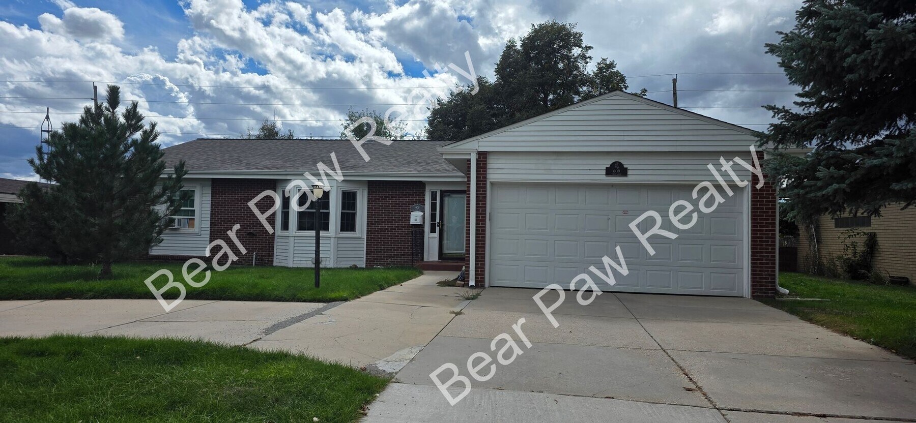 Photo - 609 Vista Ln
