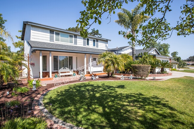 Photo - 1062 Foxenwood Dr