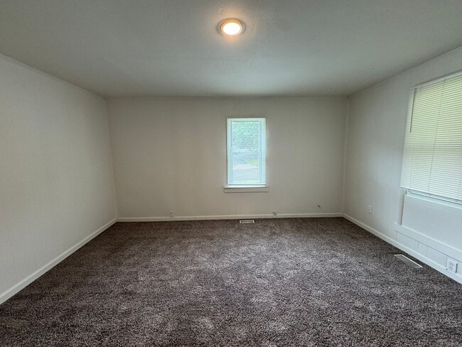 Photo - Studio Apartment includes washer / dryer Unit Apt B