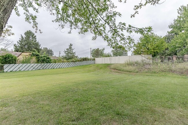 Photo - 1036 Ellen Dr