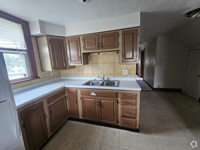 Building Photo - 1316 W Indiana Ave Rental