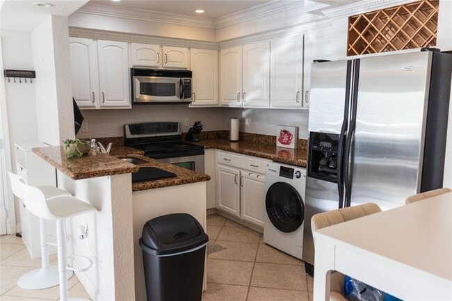 Photo - 151 NE 16th Ave Unidad 132