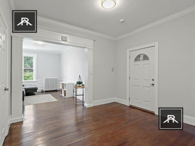 Photo - 4 bedroom in Brookline MA 02446 Unidad 1