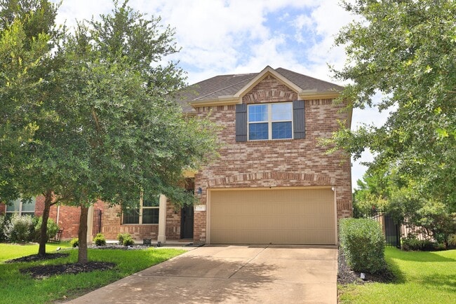 Building Photo - 19 Canterborough Pl