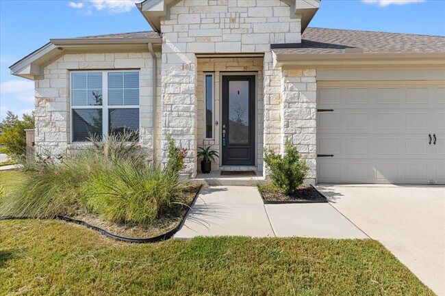 Photo - 122 Patrick Herndon Dr