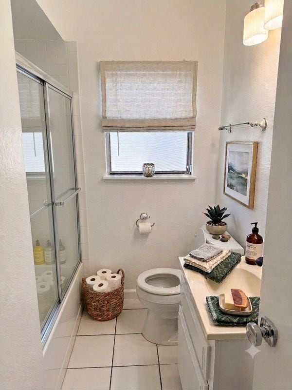 Photo - 5870 Bowcroft St Unidad 2