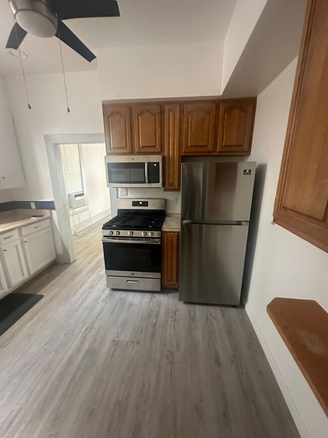 Photo - Downtown Beauty!