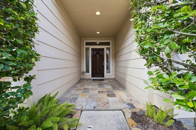 Photo - 3804 Center Plaza Dr