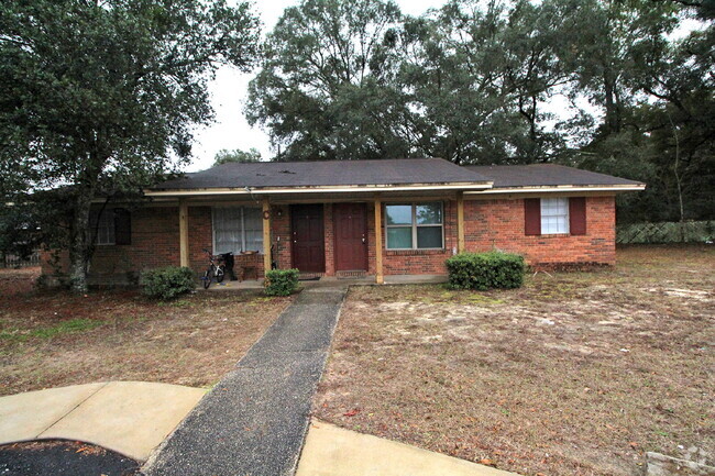 Building Photo - Great Location & Cozy Living – 2BR Duplex ... Unit C-2 Rental