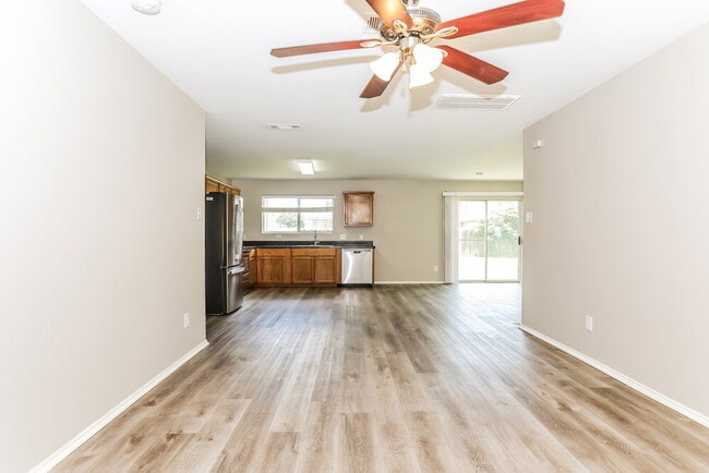 Photo - 16770 N Thrasher Dr