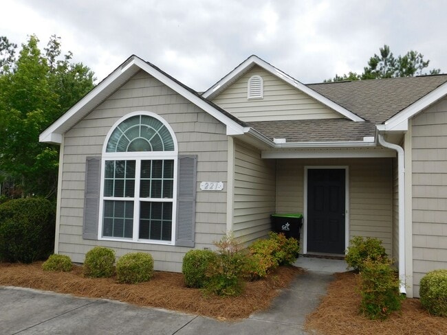 Photo - 221 Churchill Court - located in the Townes at Flamingo Oaks