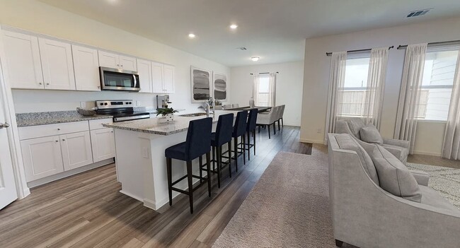 Photo - 4017 Silver Linden