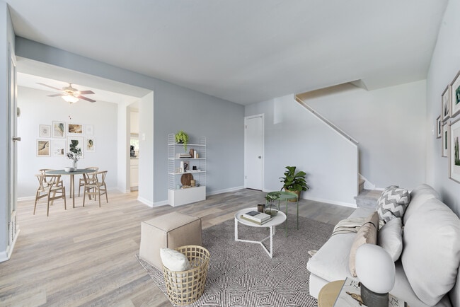 Photo - Franklin Square Townhomes