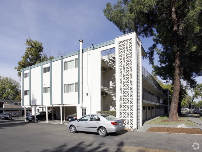 University Pines Apartments