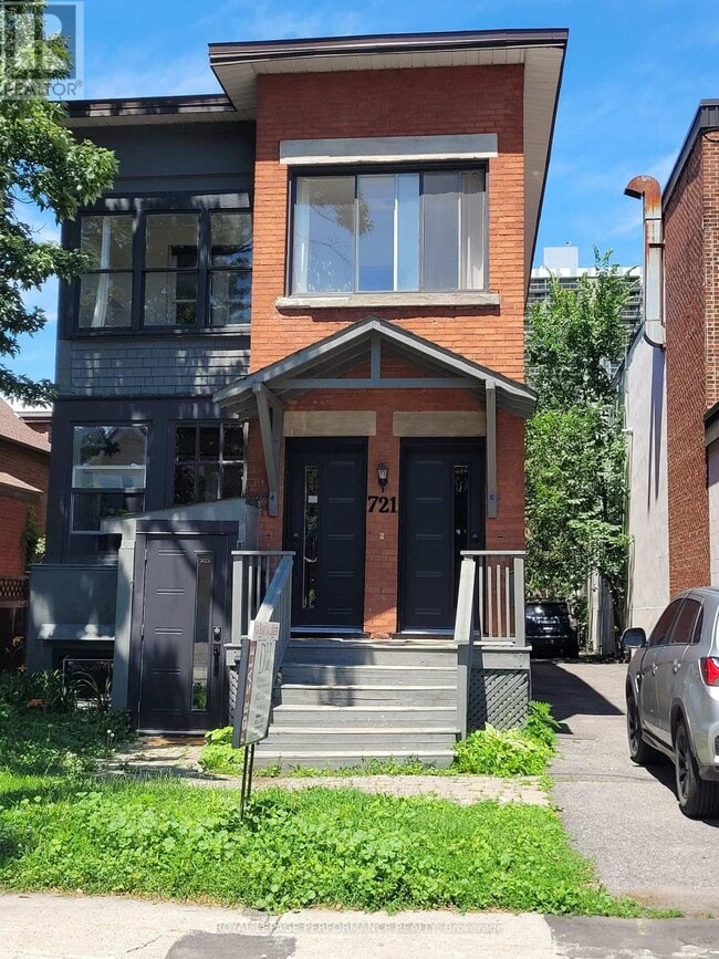 Photo - 721B Cooper St
