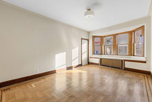 Photo - 731 Anderson Ave Apartments