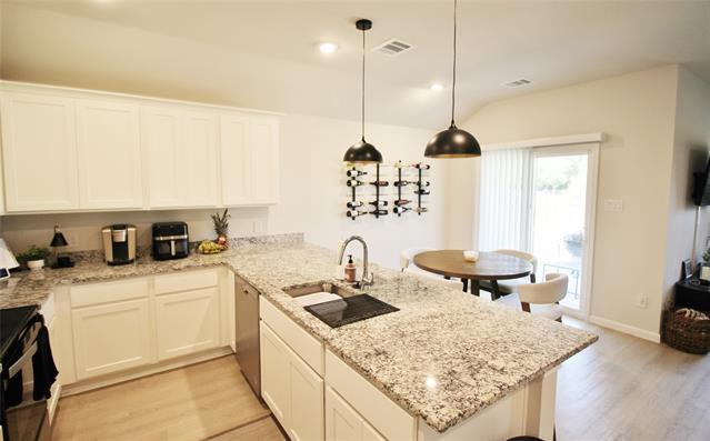 Photo - 3225 Purple Ash Dr