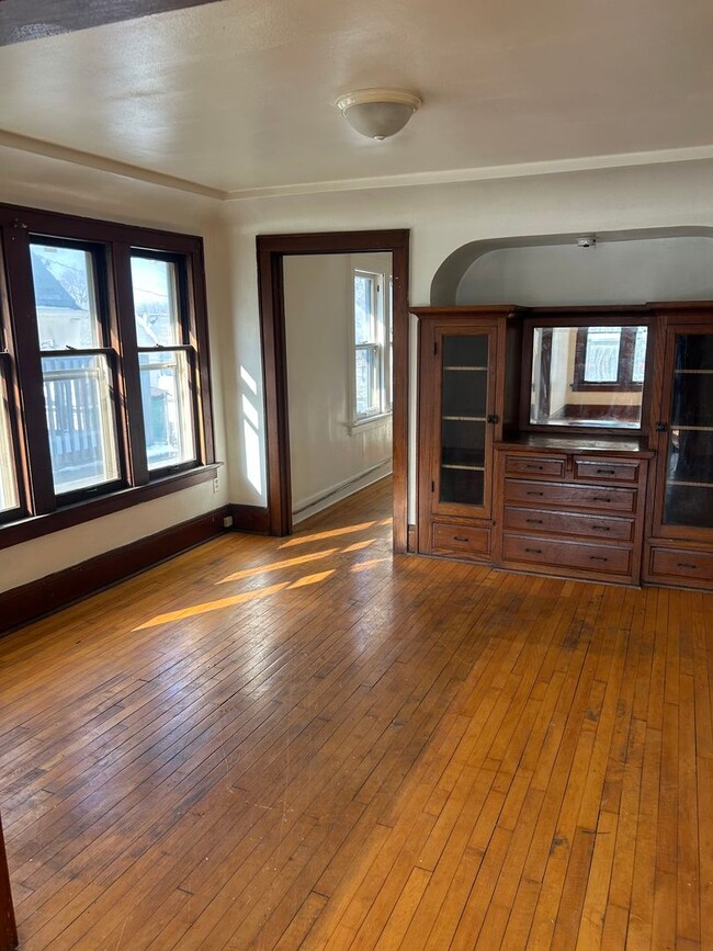 Photo - 3825 N. 22nd st Unit Upper