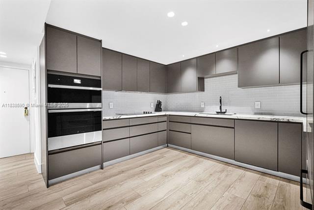Building Photo - 9111 E Bay Harbor Dr Unit PHD Rental