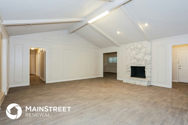 Photo - 906 Heather Knoll Dr