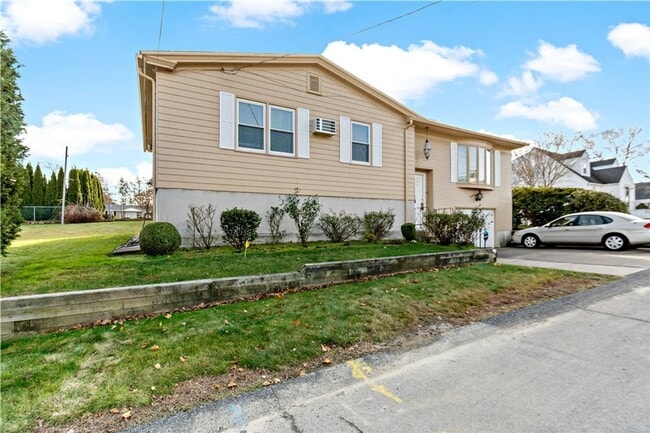 Photo - ****North Providence/Fruit Hill – Single Family with In-Law Unit - $2,995****