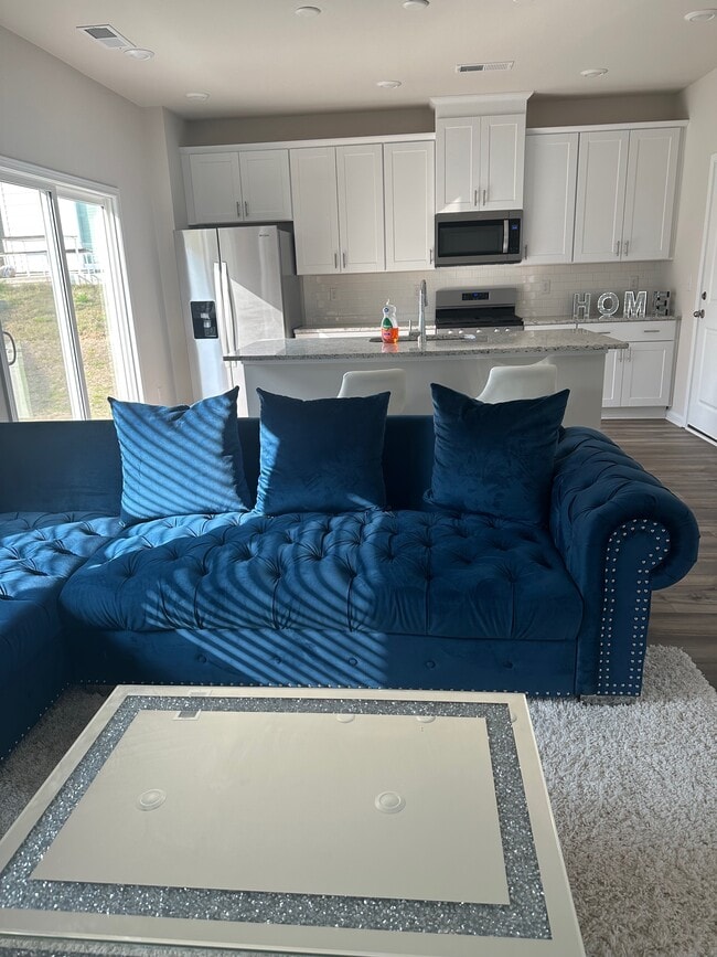 Photo - 1145 Harland St