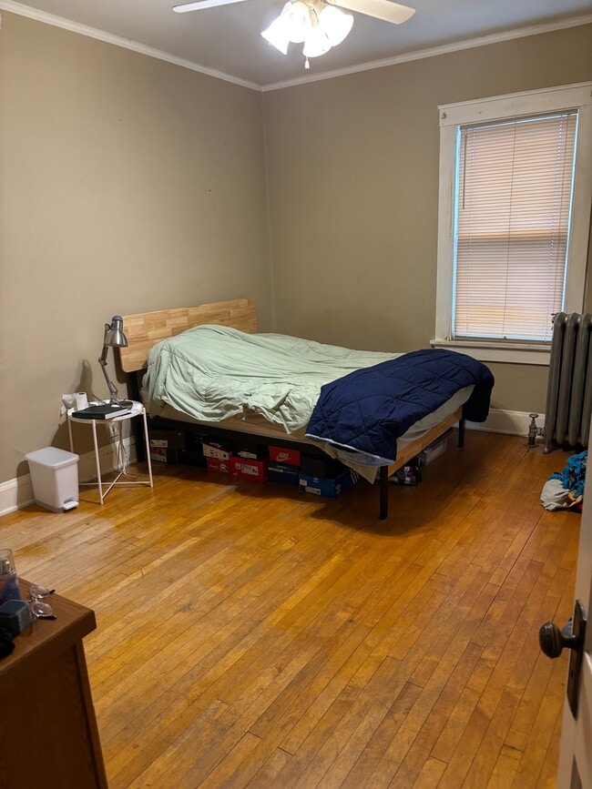 Photo - 1672 N Van Buren St Unit 1674