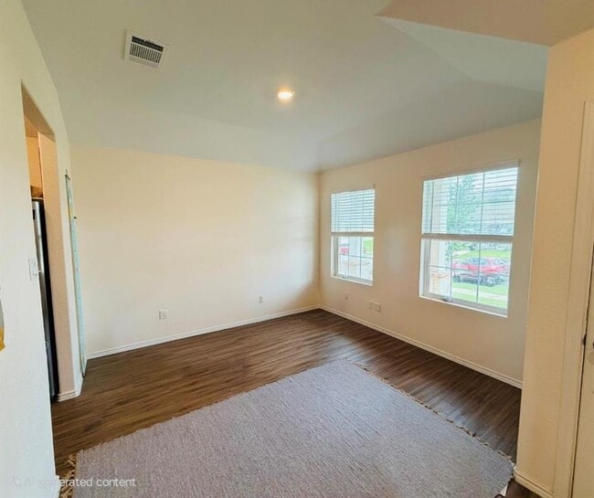 5612 Bellissima Way