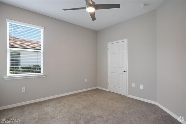 Building Photo - 1149 S Town and River Dr Rental