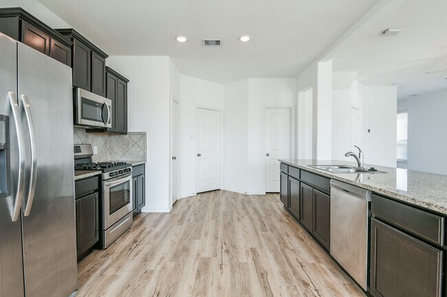 Photo - 18825 Amaro Hills Dr