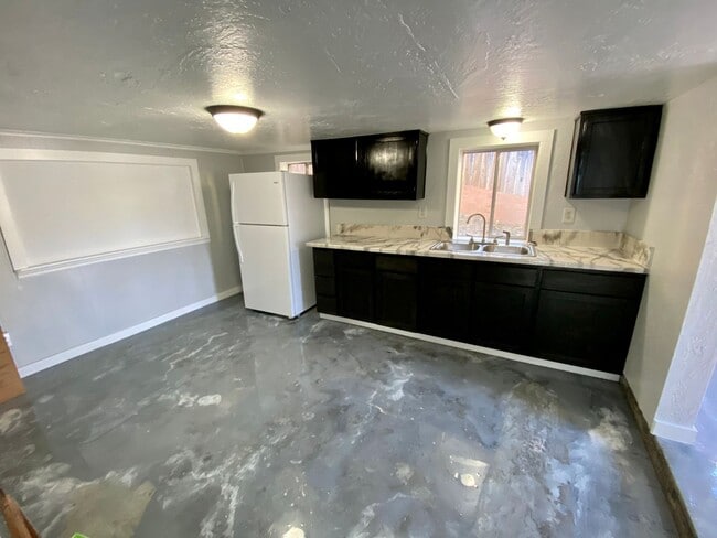 Photo - 2 bedroom 1 bath House