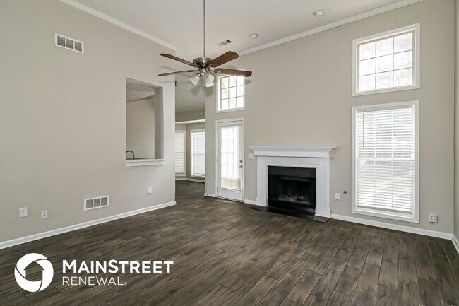 Photo - 2615 Darlington Ct SE