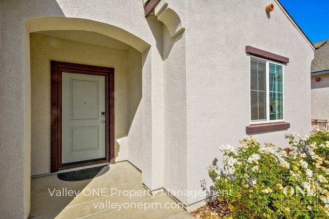 Photo - 933 Tipton Ln