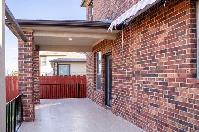 Photo - 606 Screech Owl Dr