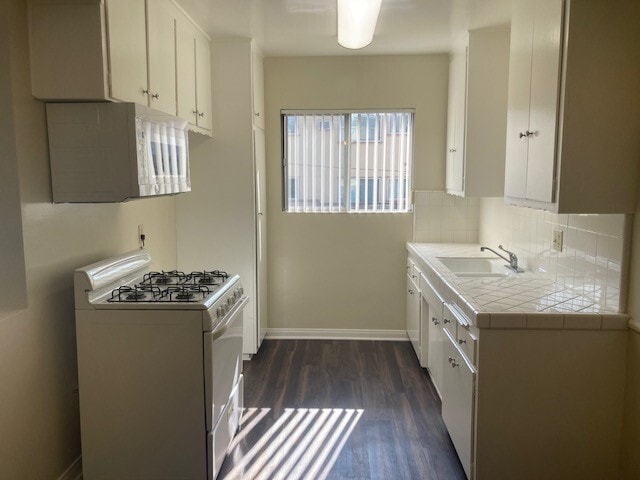 Photo - 241 E. Alameda Ave