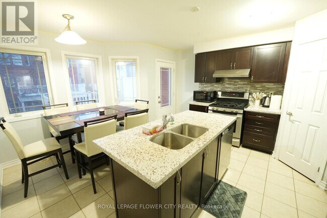 Photo - 50 Hillcrest Ave