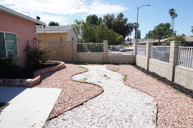 Photo - 8826 Quartz Ave