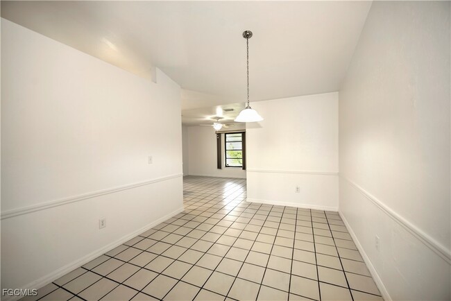 Photo - 1402 SW 1st Ave