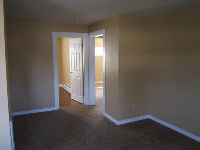 Photo - 775.5 SE 6th St