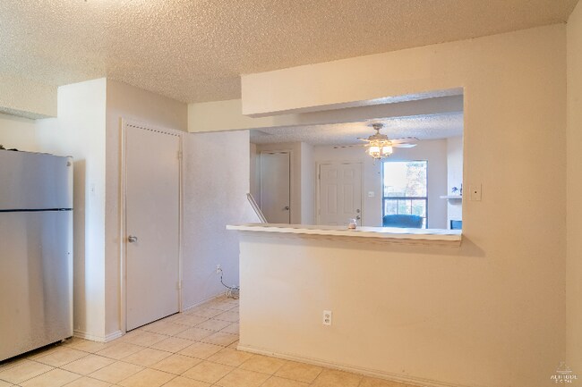 Photo - 210 Rolston Rd Casa