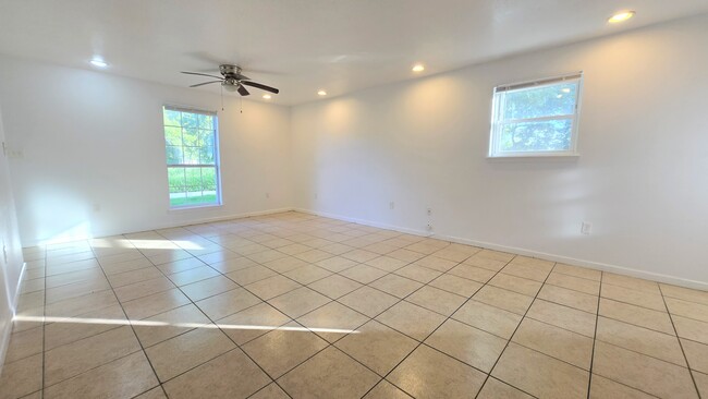 Photo - 2431 Octavia Dr