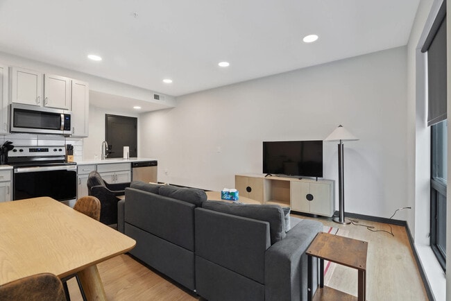 Photo - 423 E Michigan St Unidad ID1032104P