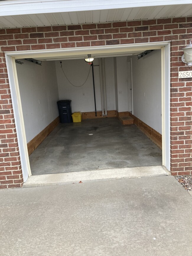 Photo - 2650 Millstone Dr