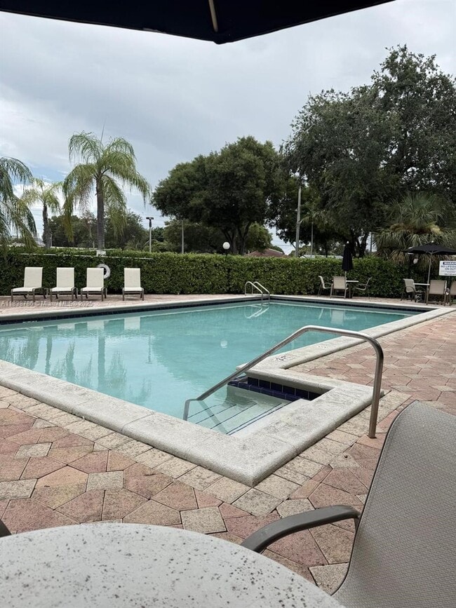 Building Photo - 2160 SW 16th Ave Unit 316 Rental