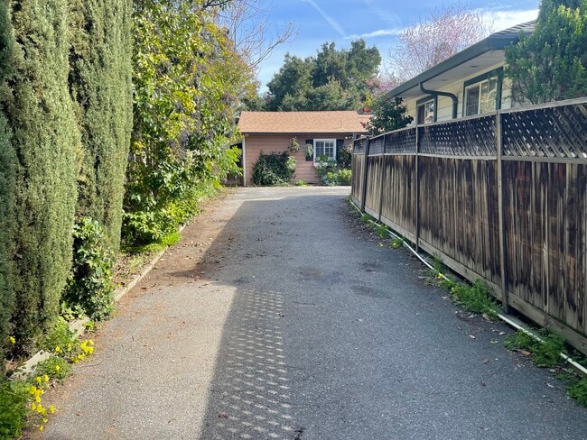 Photo - 15040 Los Gatos Blvd